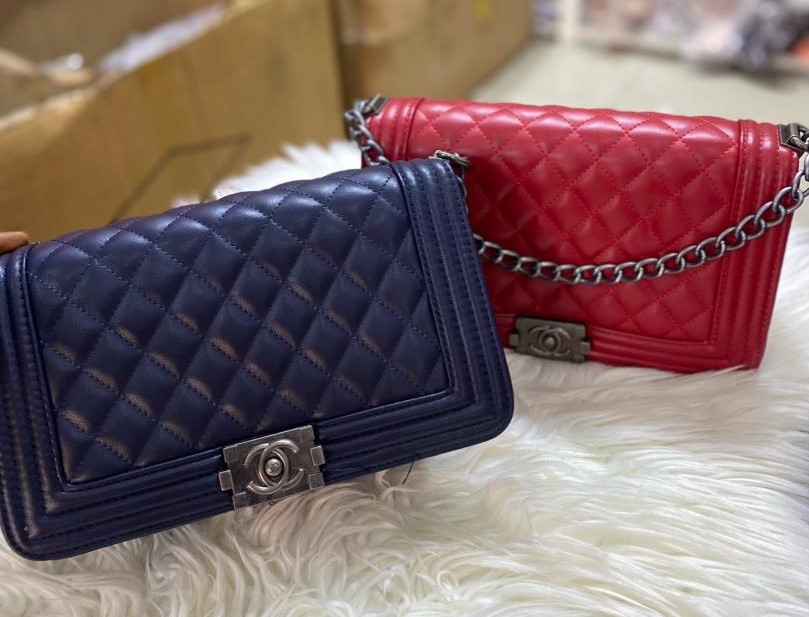 Sac bandoulière en cuir Chanel